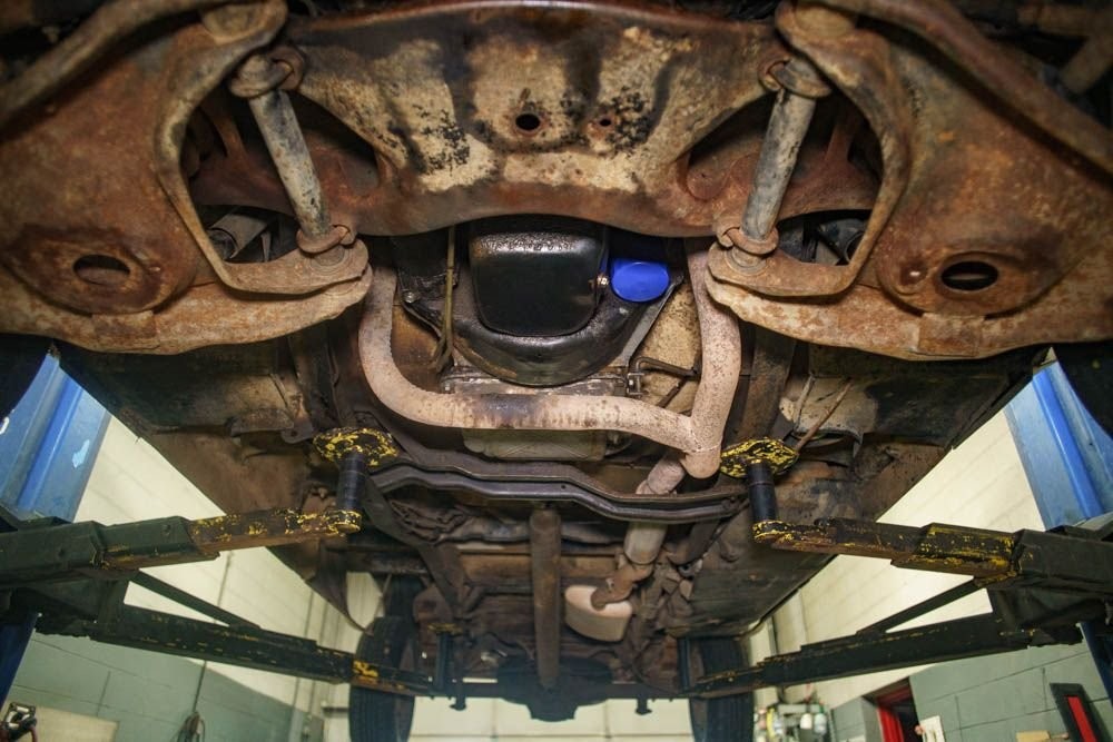 Chevrolet-C-10-1985-Standard-Cab-Pickup-21