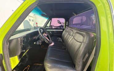 Chevrolet-C-10-1985-Standard-Cab-Pickup-4