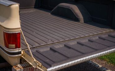 Chevrolet-C-10-1985-Standard-Cab-Pickup-8