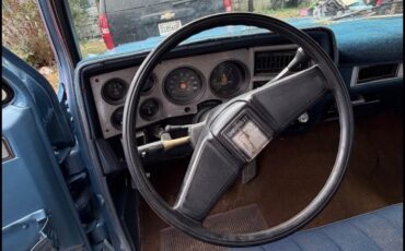 Chevrolet-C-10-1986-13