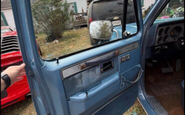 Chevrolet-C-10-1986-9