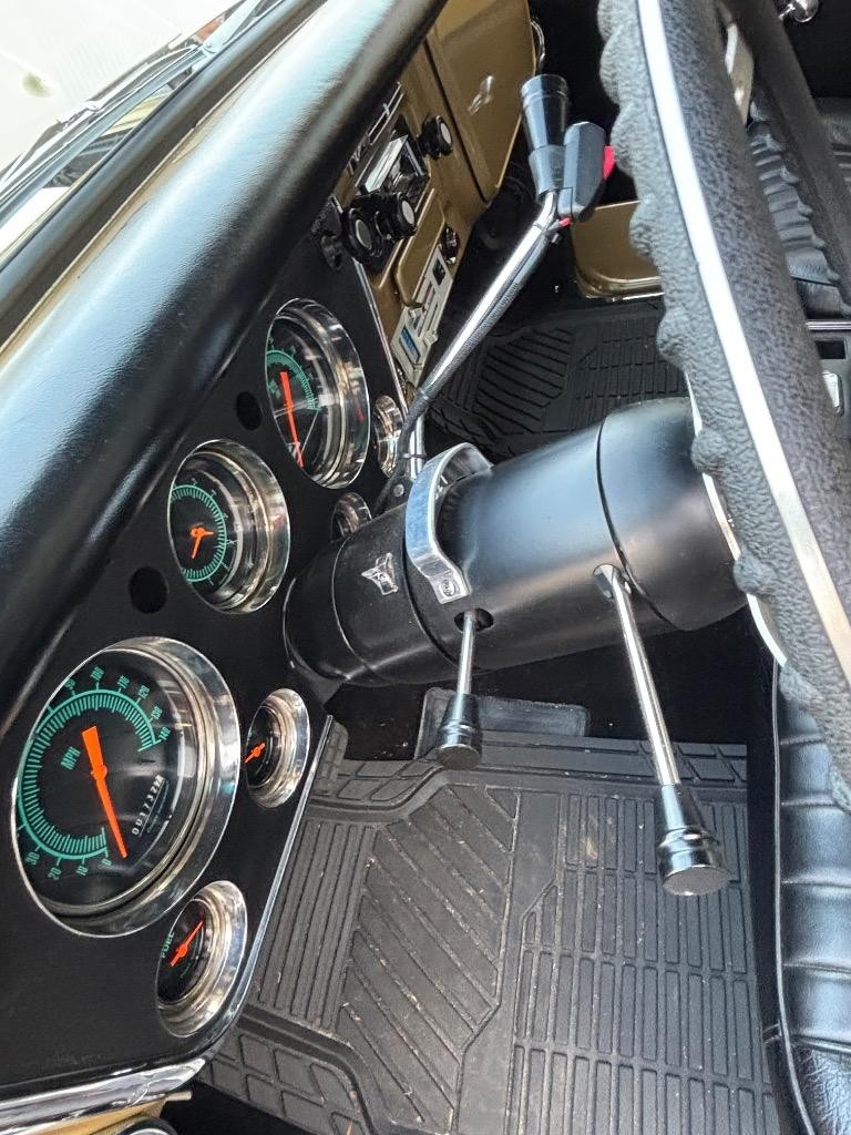 Chevrolet-C-10-502-V8-aluminum-heads-ac-700r4-Wilwood-brakes-air-1968-30