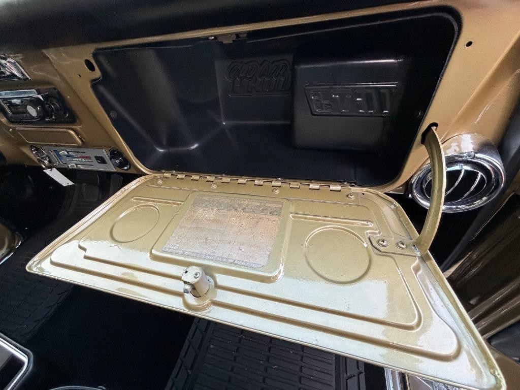 Chevrolet-C-10-502-V8-aluminum-heads-ac-700r4-Wilwood-brakes-air-1968-35