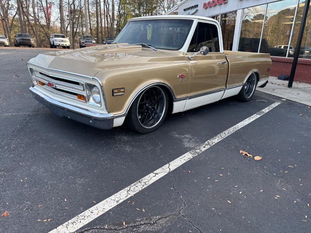 Chevrolet-C-10-502-V8-aluminum-heads-ac-700r4-Wilwood-brakes-air-1968