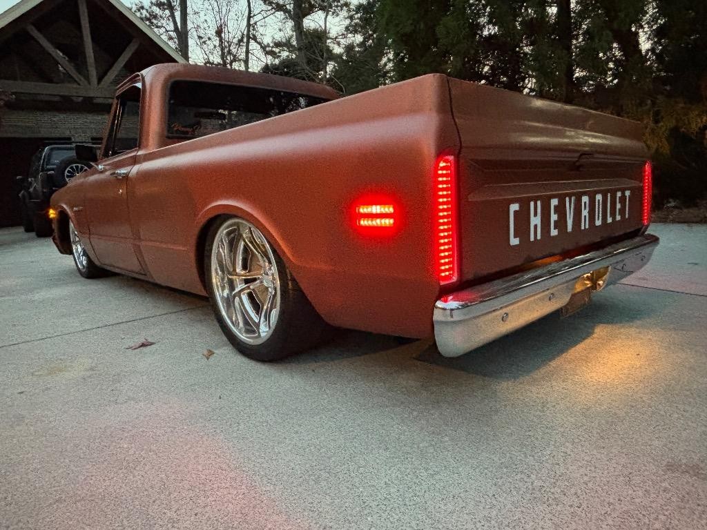 Chevrolet-C-10-penny-pincher-LS3-porterbuilt-chassis-4l60-Schott-1972-2