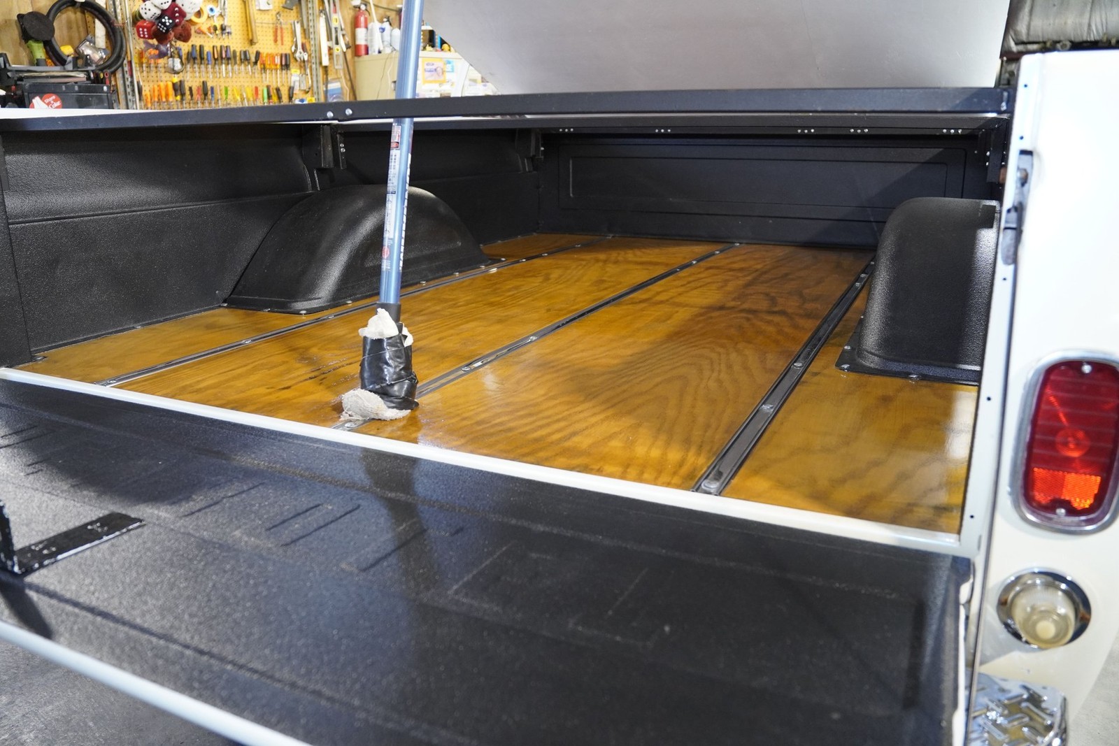 Chevrolet-C10-1964-Pickup-Truck-13