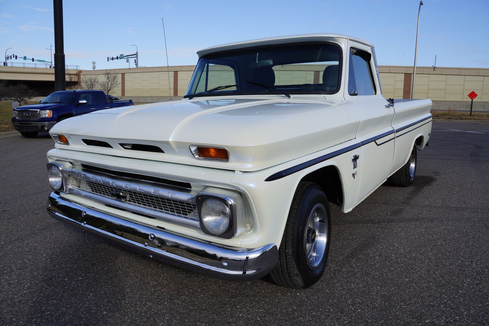 Chevrolet-C10-1964-Pickup-Truck-6