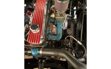 Chevrolet-C10-1968-Hugger-Orange-Black-and-Orange