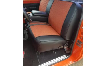 Chevrolet-C10-1968-Hugger-Orange-Black-and-Orange-4