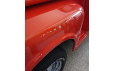 Chevrolet-C10-1968-Hugger-Orange-Black-and-Orange-9