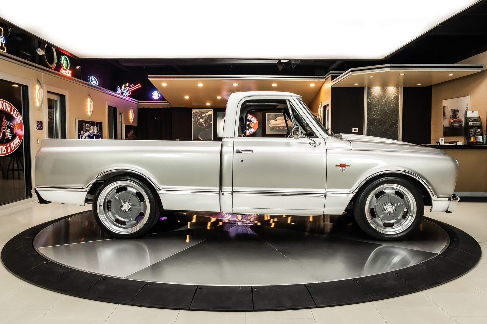 Chevrolet-C10-1969-Pickup-Truck-11