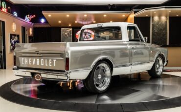 Chevrolet-C10-1969-Pickup-Truck-12