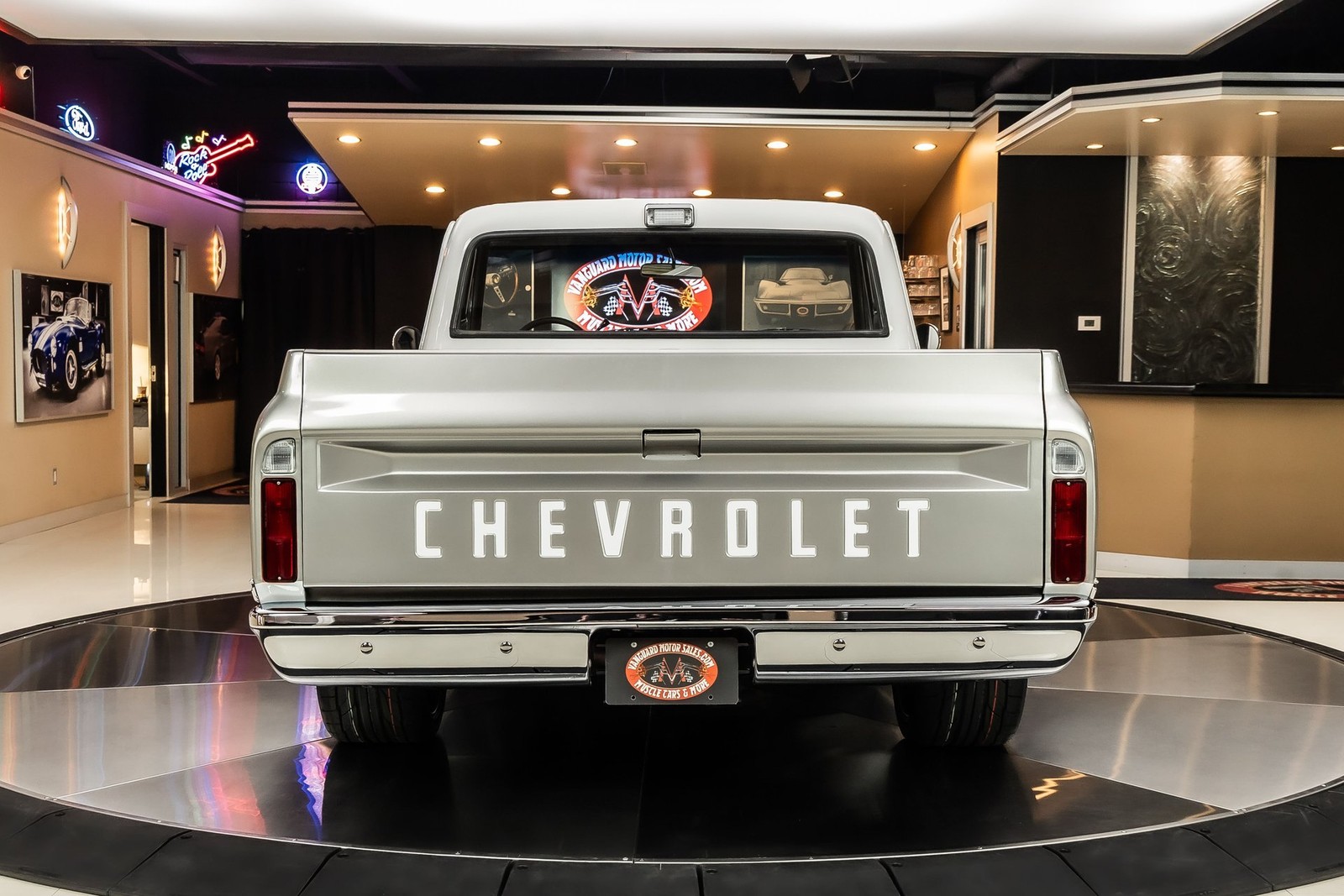 Chevrolet-C10-1969-Pickup-Truck-14