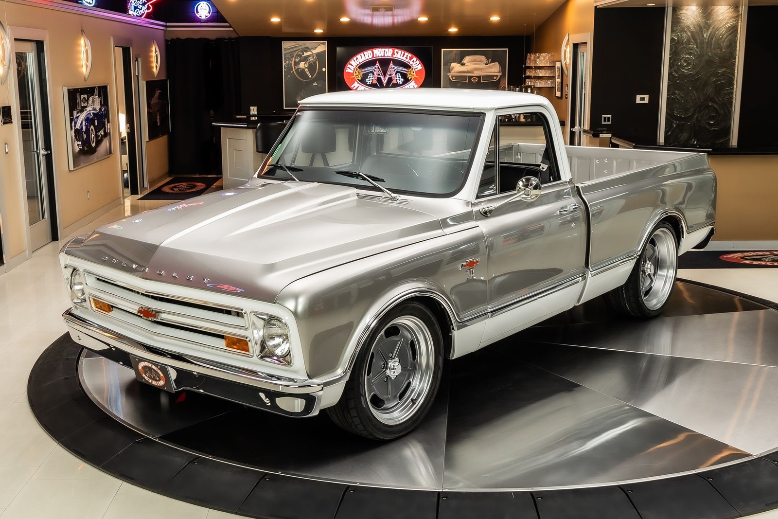 Chevrolet-C10-1969-Pickup-Truck-5