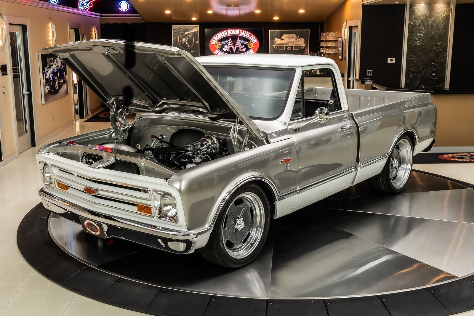 Chevrolet-C10-1969-Pickup-Truck-6