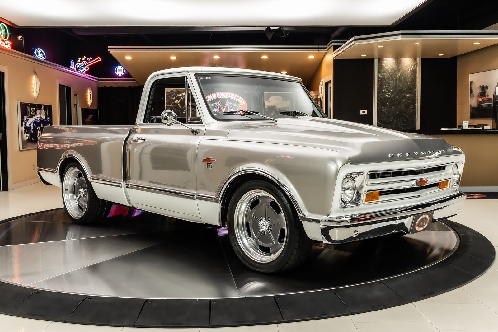 Chevrolet-C10-1969-Pickup-Truck-9