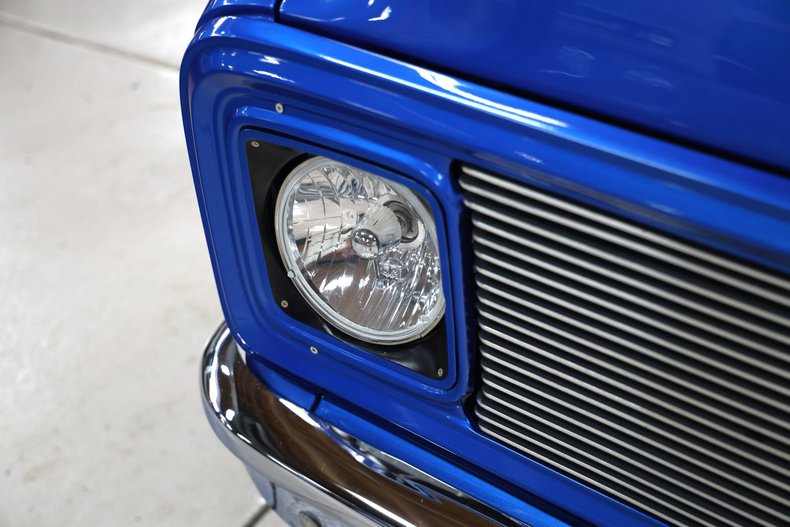 Chevrolet-C10-1972-Hyper-Blue-Metallic-Black-13