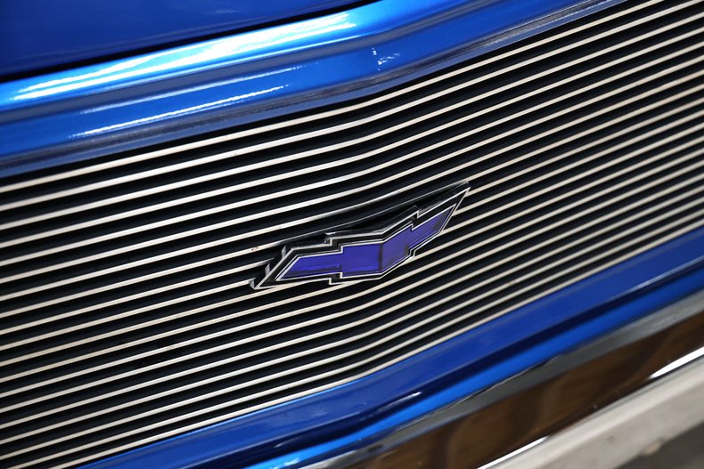 Chevrolet-C10-1972-Hyper-Blue-Metallic-Black-14