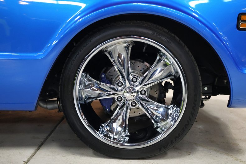 Chevrolet-C10-1972-Hyper-Blue-Metallic-Black-16