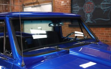 Chevrolet-C10-1972-Hyper-Blue-Metallic-Black-21