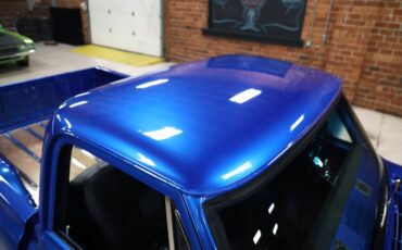 Chevrolet-C10-1972-Hyper-Blue-Metallic-Black-26