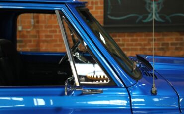 Chevrolet-C10-1972-Hyper-Blue-Metallic-Black-30
