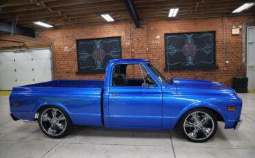 Chevrolet-C10-1972-Hyper-Blue-Metallic-Black-33