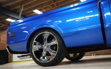 Chevrolet-C10-1972-Hyper-Blue-Metallic-Black-37