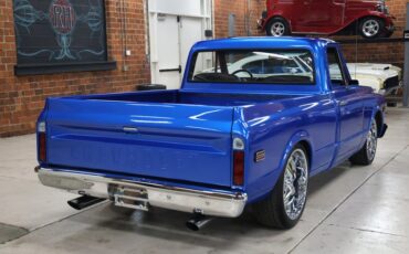 Chevrolet-C10-1972-Hyper-Blue-Metallic-Black-41