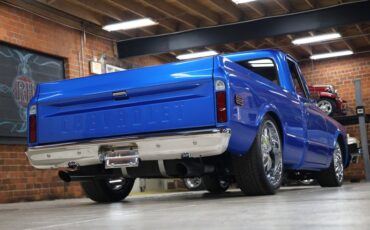 Chevrolet-C10-1972-Hyper-Blue-Metallic-Black-42
