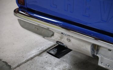 Chevrolet-C10-1972-Hyper-Blue-Metallic-Black-46