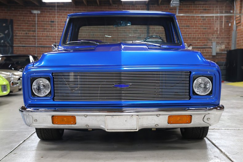 Chevrolet-C10-1972-Hyper-Blue-Metallic-Black-8