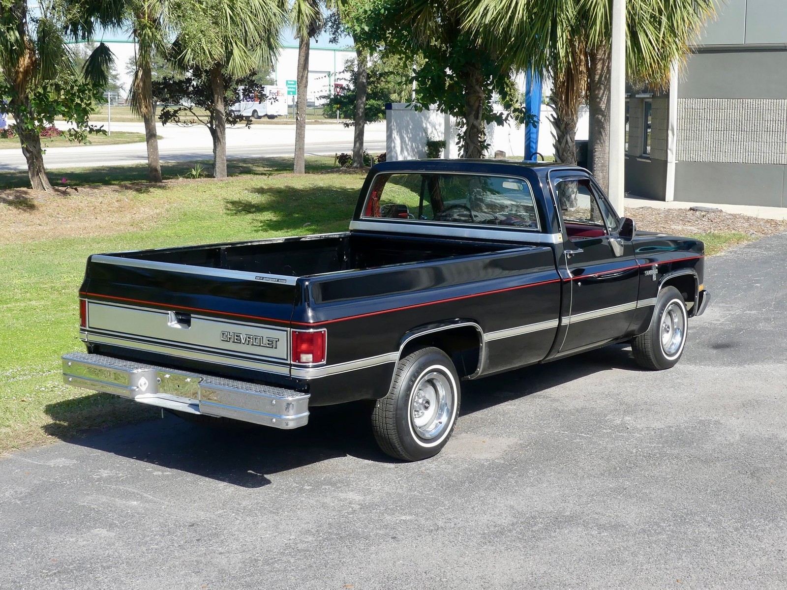 Chevrolet-C10-1983-Pickup-Truck-20