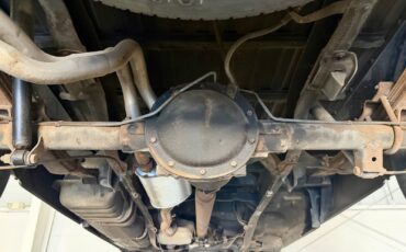 Chevrolet-C10-1983-Pickup-Truck-6