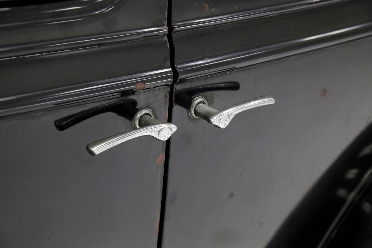 Chevrolet-CA-Master-1933-Sedan-20