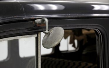 Chevrolet-CA-Master-1933-Sedan-22