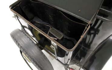 Chevrolet-CA-Master-1933-Sedan-25