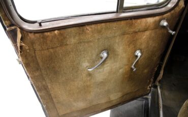 Chevrolet-CA-Master-1933-Sedan-27