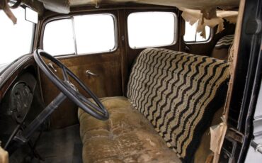 Chevrolet-CA-Master-1933-Sedan-29