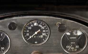 Chevrolet-CA-Master-1933-Sedan-32