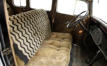 Chevrolet-CA-Master-1933-Sedan-37