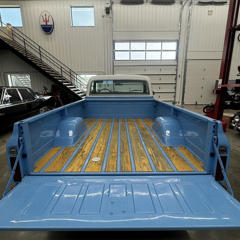 Chevrolet-CK-10-1969-9