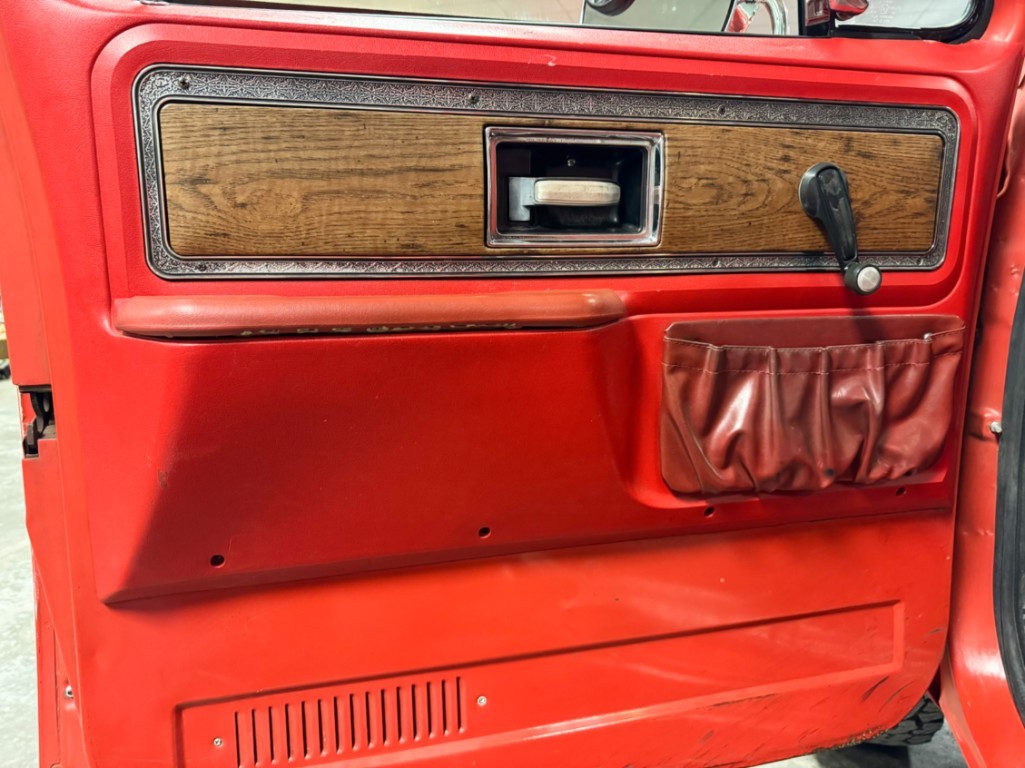 Chevrolet-CK-Pickup-1500-1977-Standard-Cab-Pickup-8