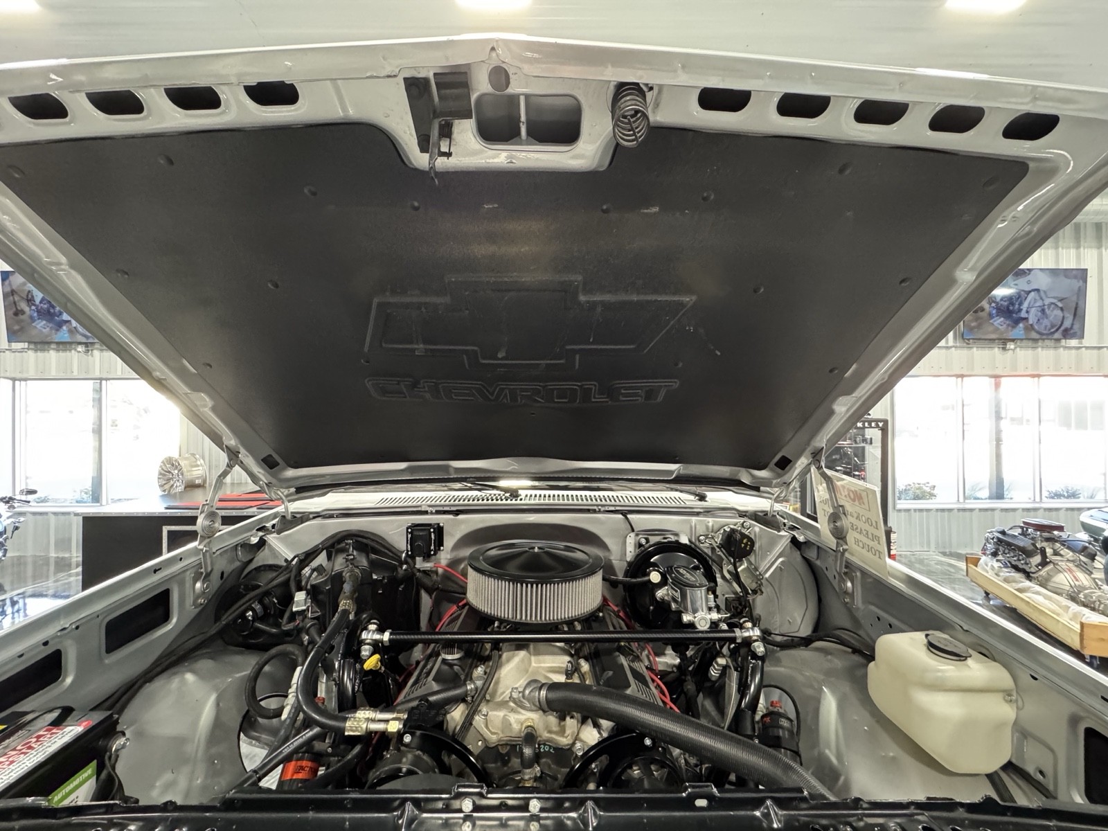 Chevrolet-CK-Pickup-1500-1985-12