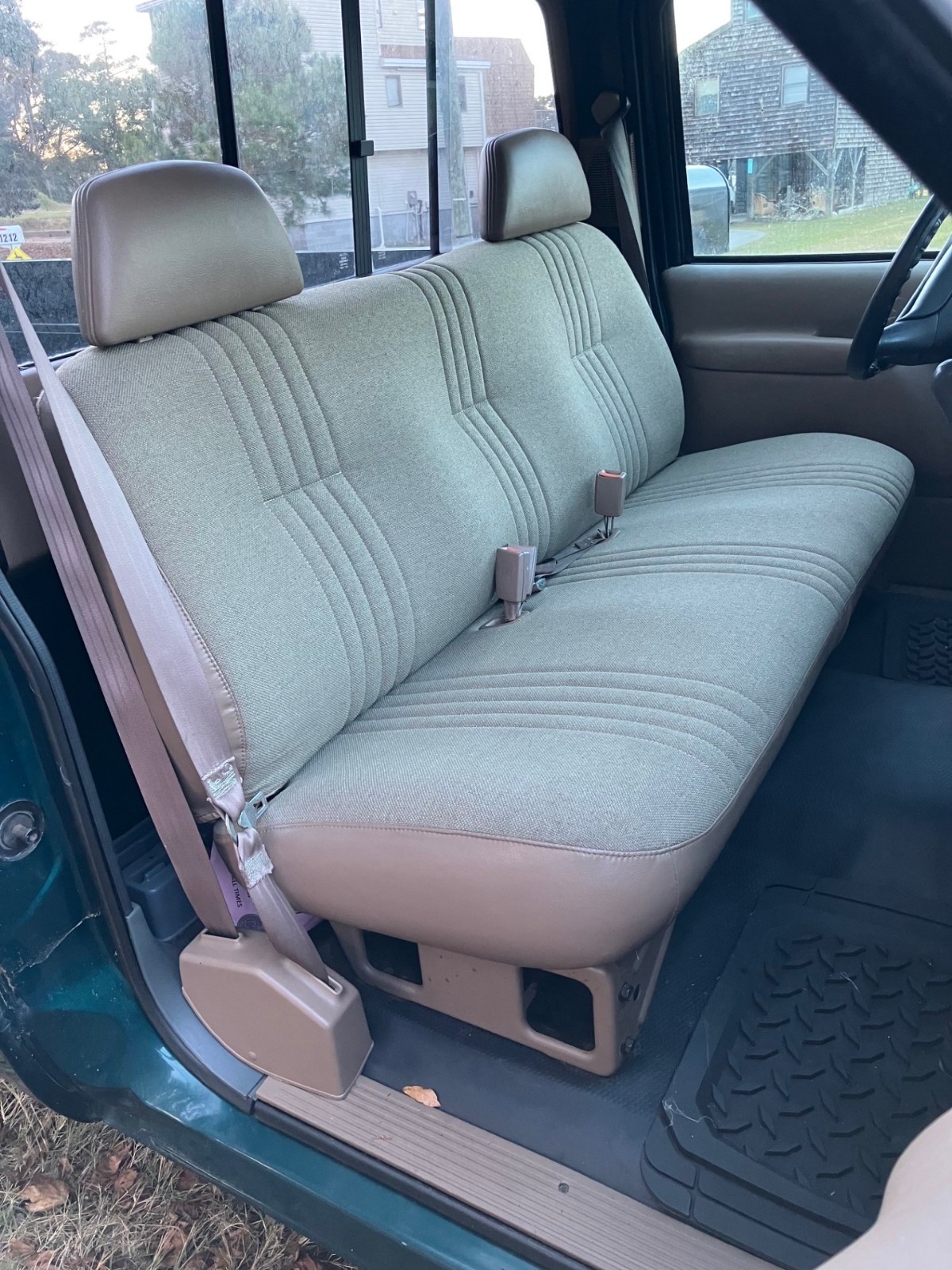 Chevrolet-CK-Pickup-1500-1995-Standard-Cab-Pickup-10