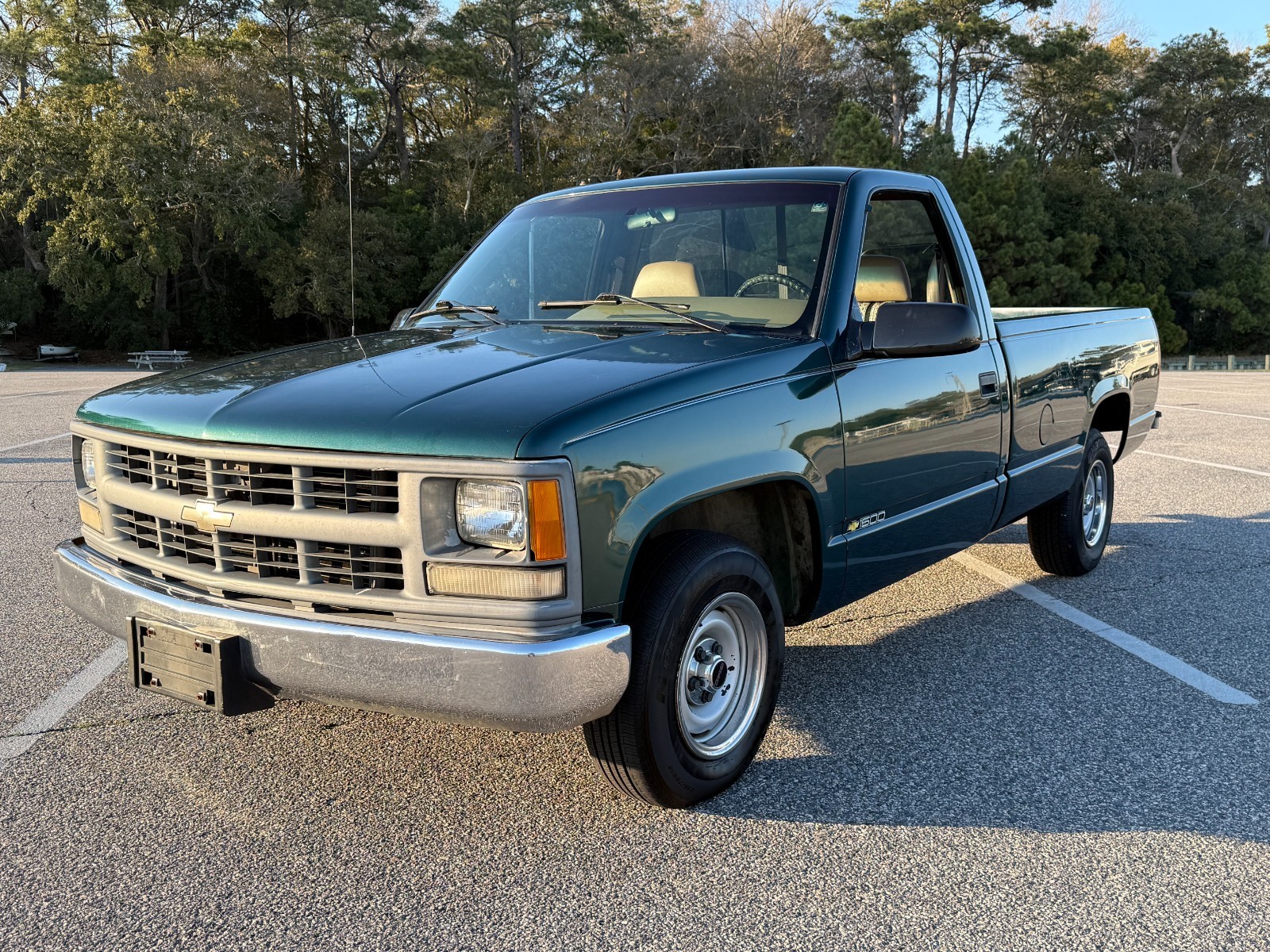 Chevrolet-CK-Pickup-1500-1995-Standard-Cab-Pickup