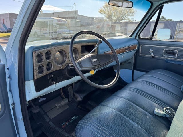 Chevrolet-CK-Pickup-2500-1977-Pickup-Truck-12