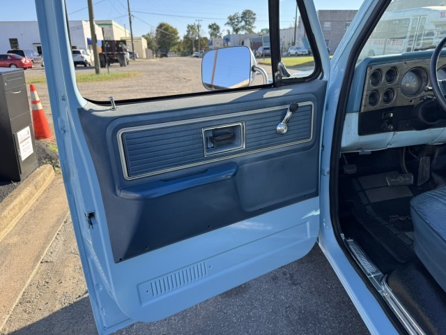 Chevrolet-CK-Pickup-2500-1977-Pickup-Truck-13