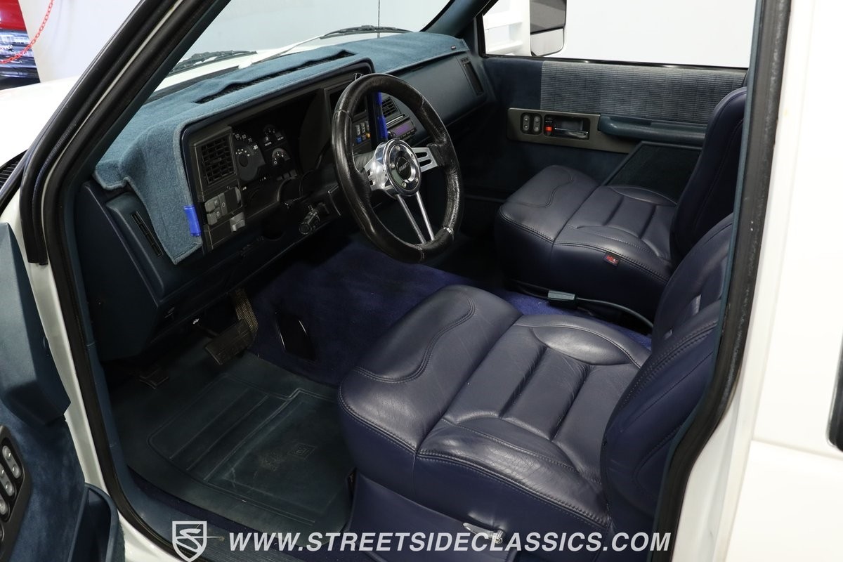 Chevrolet-CK-Pickup-3500-1994-Pickup-Truck-4