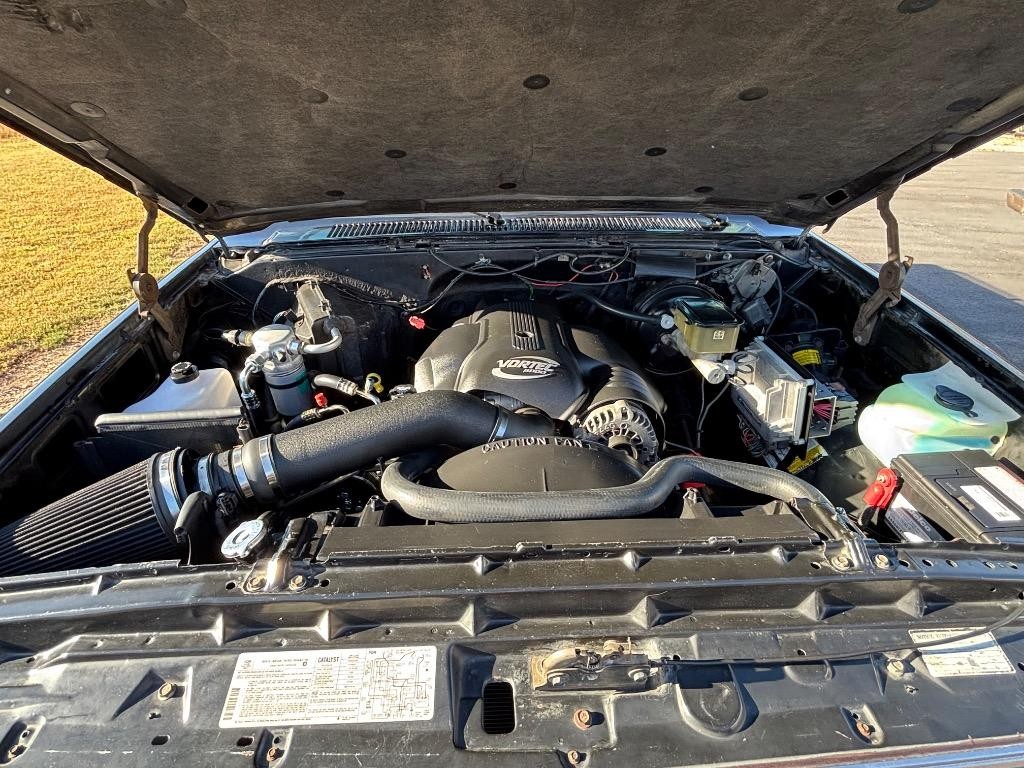 Chevrolet-CK10-Silverado-trim-short-bed-6.0-LS4x4-4L60-Nice-1986-Silverado-4x4-10